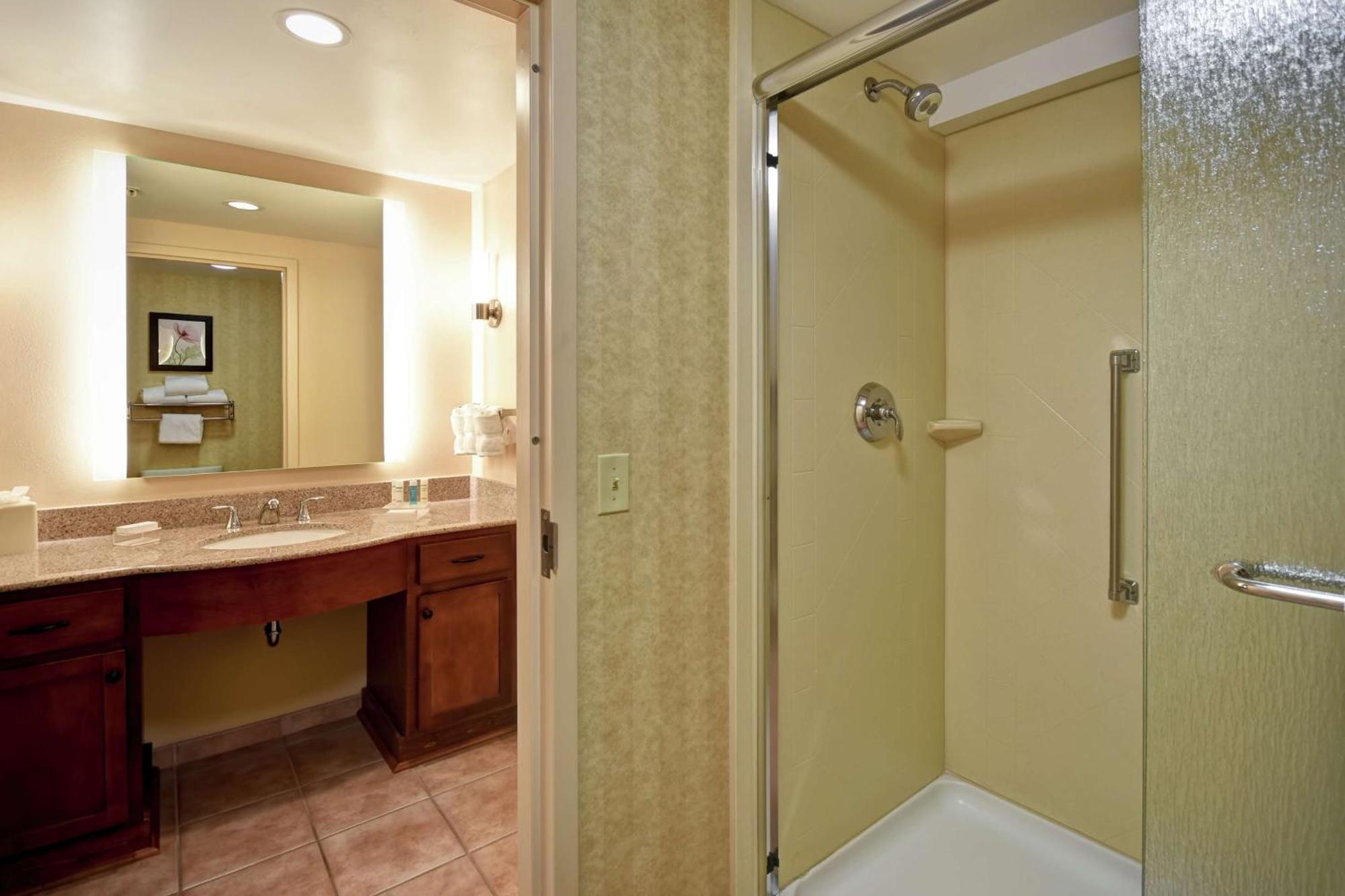Homewood Suites By Hilton Lancaster Exterior photo